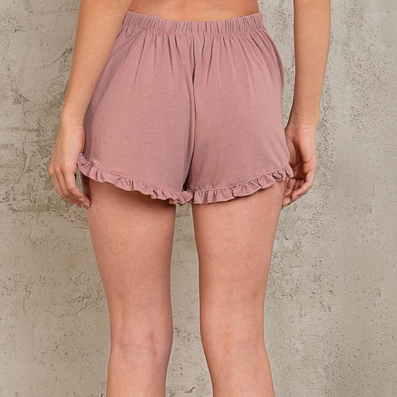 POL Dusty Rose (Mauve) Ruffle Edge Elastic Waistband Casual Boho Shorts, pockets - Picture 4 of 6